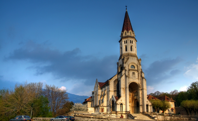 Basilique de la Visitation sur la colline d'Annecy